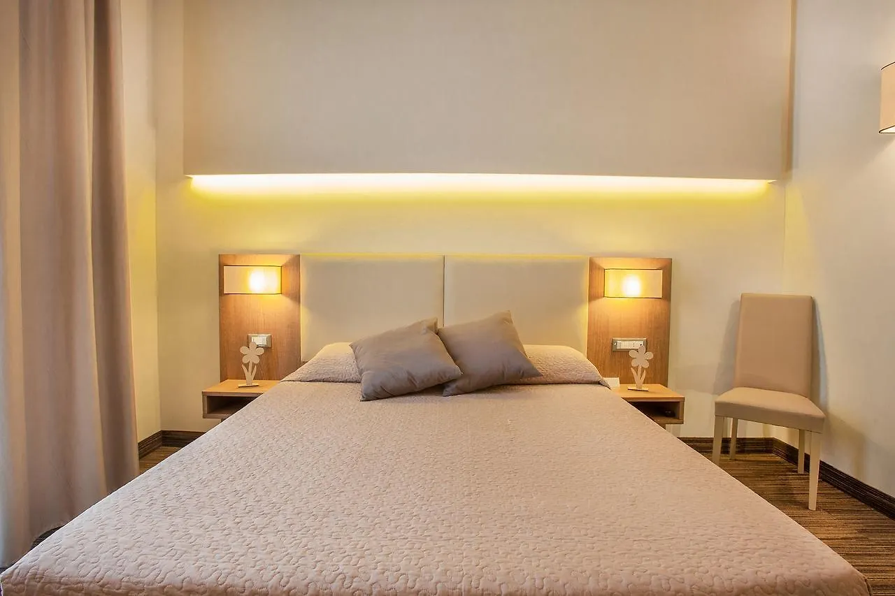 B&B Dimora San Felice Neapol 3*,  Itálie